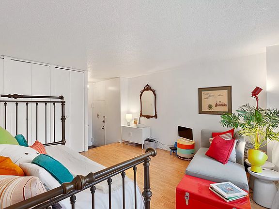 4th image of 100 Beekman St APT 1A