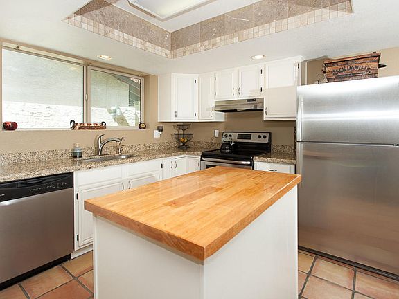 4th image of 341 E Barbarita Ave