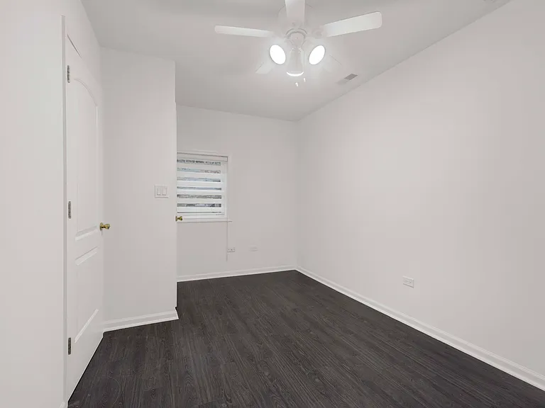 1317 W 18th Pl #CH — Photo 13