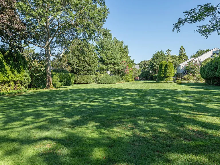570 Hampton Rd #28 — Photo 16