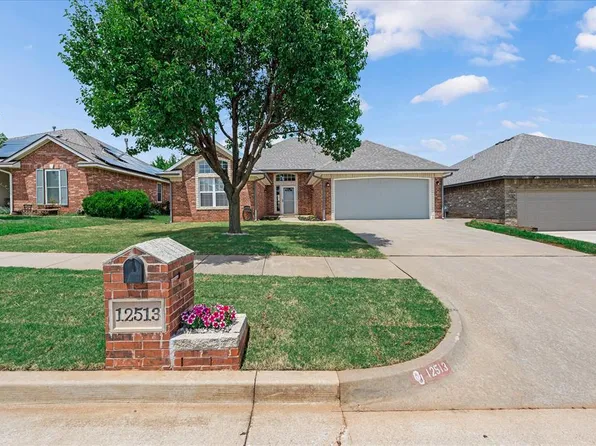 12513 SW 13th St, Yukon, OK 73099