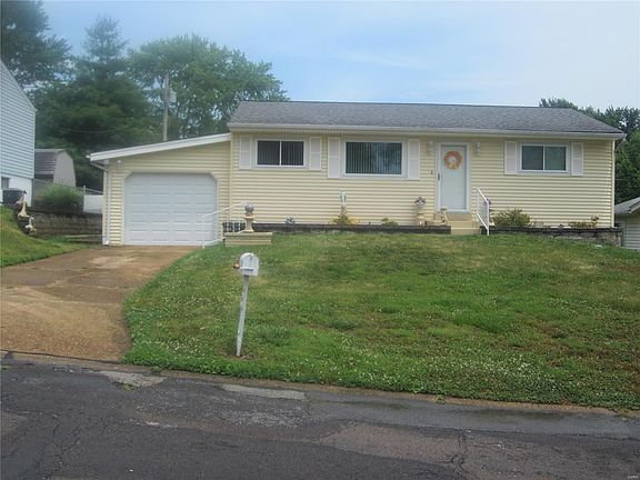 2nd image of 243 Toulon Dr