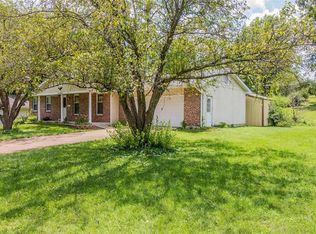 714 Meadowlark Dr, Washington, MO 63090