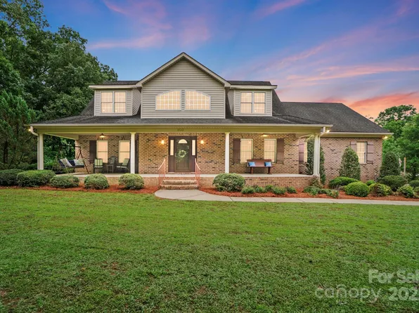 803 Freeman Rd, Concord, NC 28025