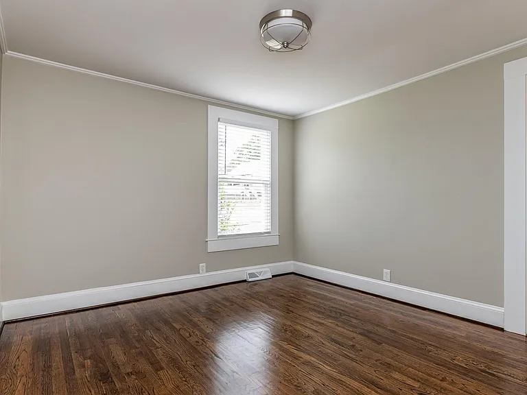 3 N Ymca St — Photo 17