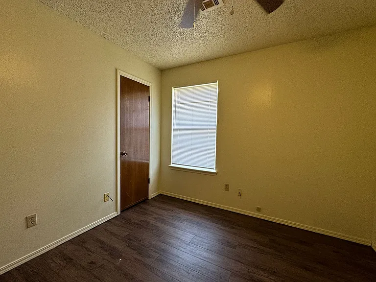 6124 SW Oak Cliff Ave — Photo 3