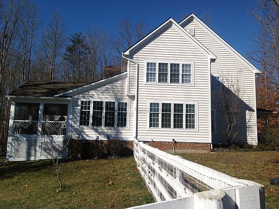 2nd image of 11904 Sandy Hill Ct