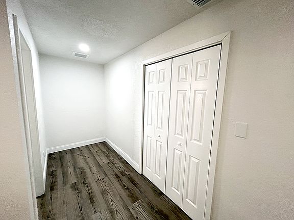 3rd image of 3528 1st Ave S
