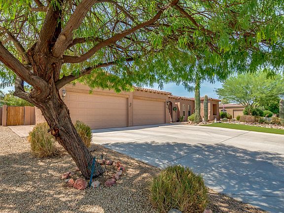 2nd image of 3211 W Desert Ln