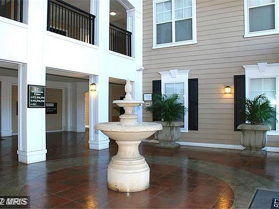 3rd image of 501 Hungerford Dr APT 113