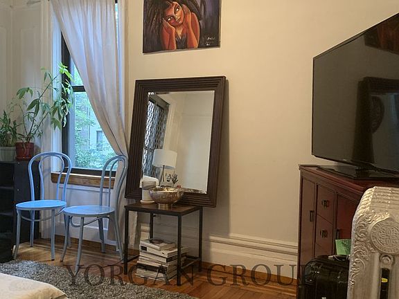 2nd image of 90 Edgecombe Ave APT 35