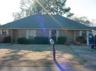 465 Durden Rd #B, Prattville, AL 36067