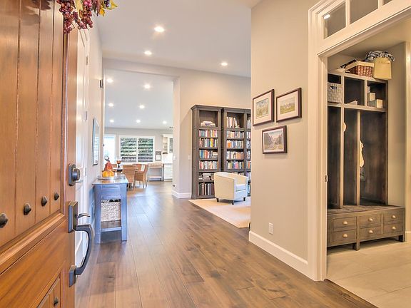 3rd image of 2313 Shibley Ave