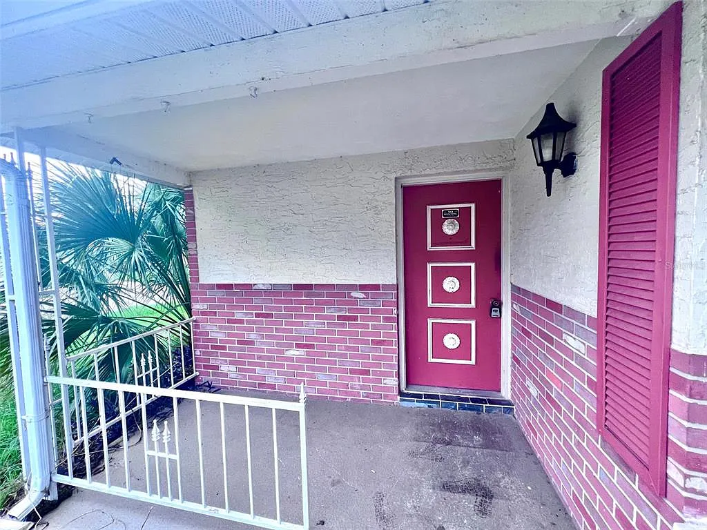 2 bed, 2.5 bath, 1032 sqft, $1,600 — Photo 4