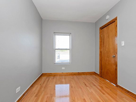 4th image of 5848-54 S Trumbull Ave #5848-1