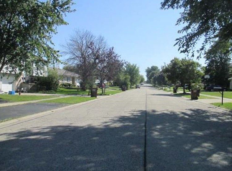 2nd image of 1960 Quail Ct