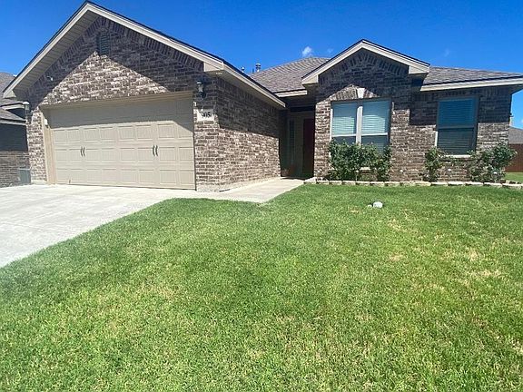 2nd image of 905 Saguaro Cir