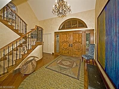 3rd image of 1800 Stonelake Dr