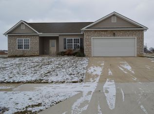 124 Station St W, Ashville, OH 43103