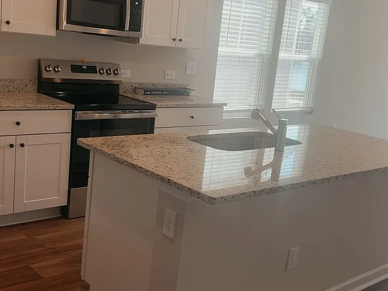 2062 Osprey Isle Ln SW — Photo 6