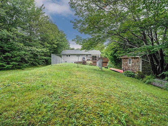 2nd image of 21 Cathy Rd