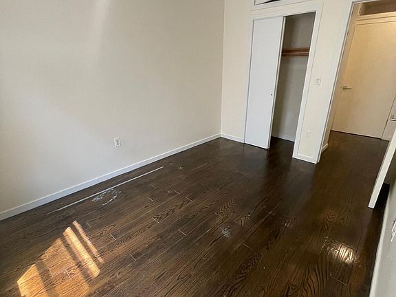 4th image of 19 Tudor St
