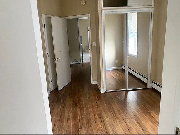 5th image of 47 Wales Ave