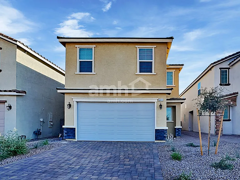 6411 Rush Ave — Photo 1