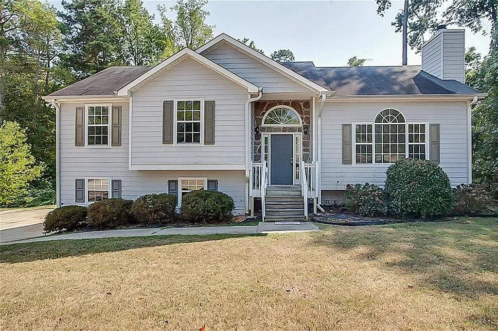 Riley Rd, Douglasville — Photo 1