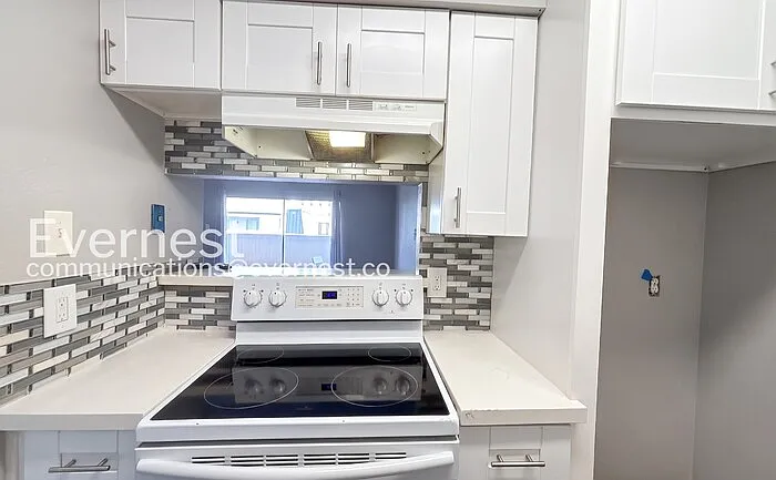 8421 Hearth Dr #35 — Photo 4