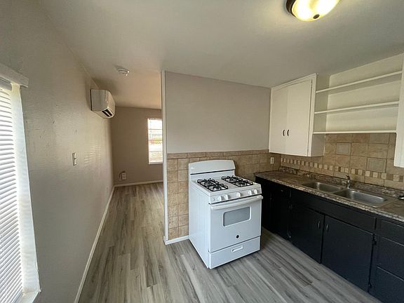 5th image of 1403 Bagarry St #A
