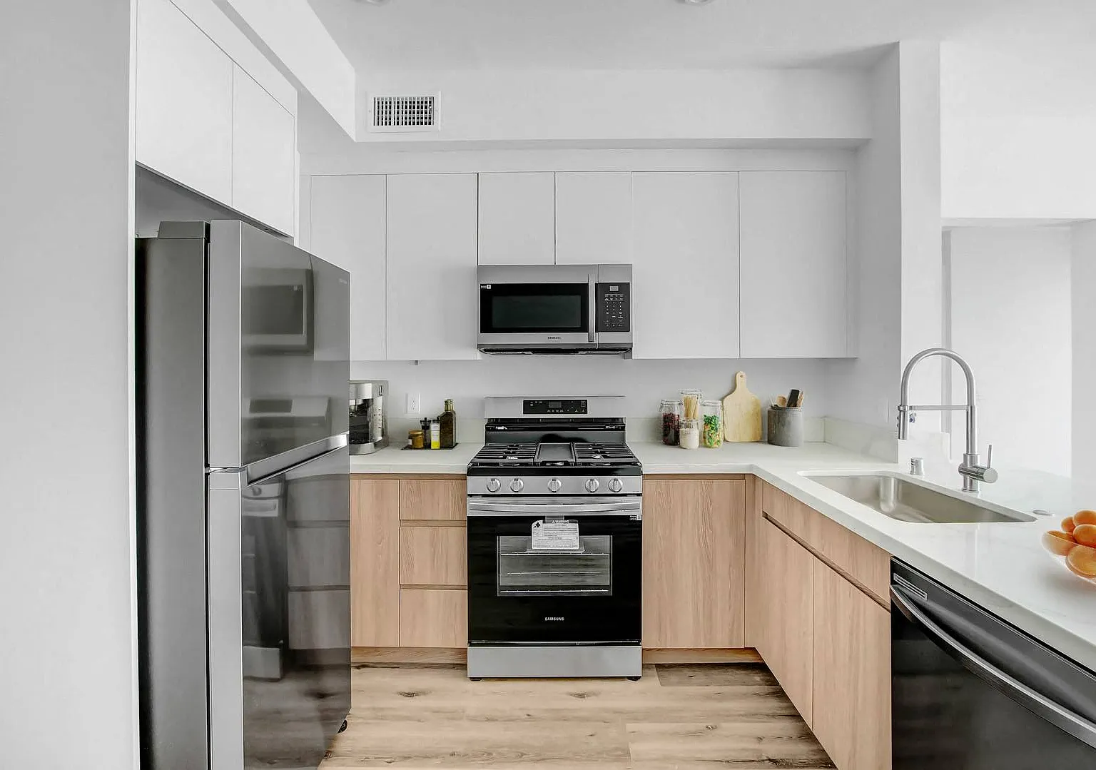 The Bay Apartment Homes — Photo 1