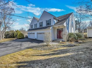 25 King St, Dallas, PA 18612