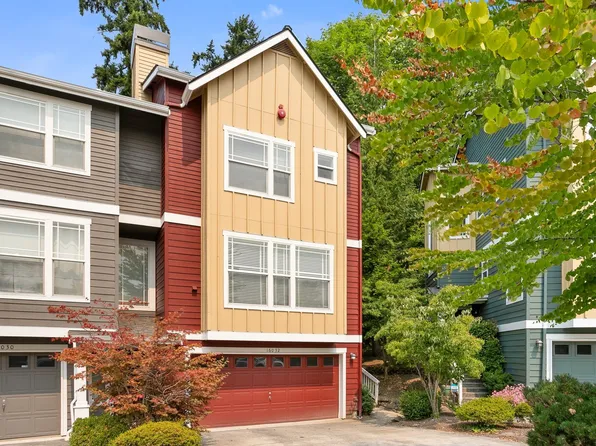 16032 NE 94th Way #103, Redmond, WA 98052