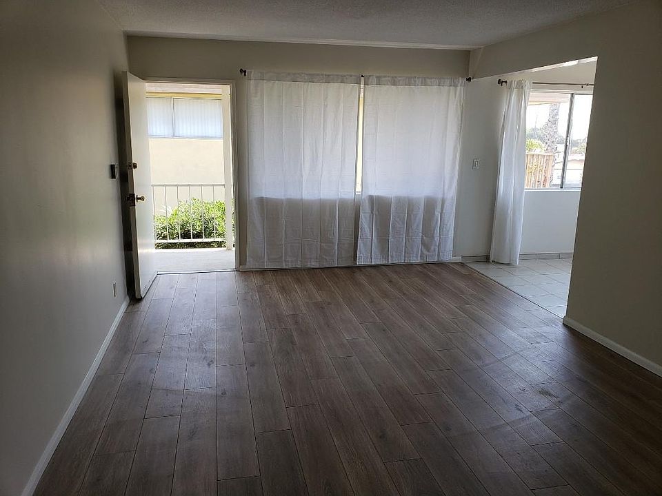 2nd image of 542 W 37th St APT 3