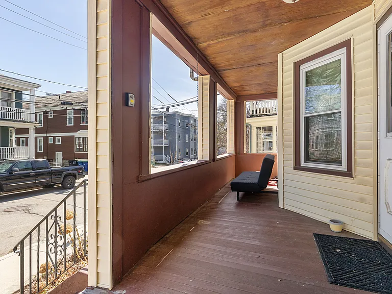 12 Barton St — Photo 13