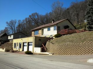 644 Fountain St, Fountain City, WI 54629