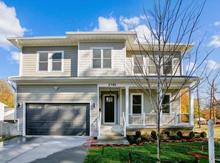 2145 S Monroe St, Arlington, VA 22204