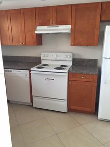 9375 Fontainebleau Blvd APT L423, Miami, FL, 33172