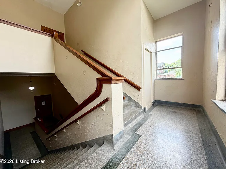 1516 Hepburn Ave #6 — Photo 8