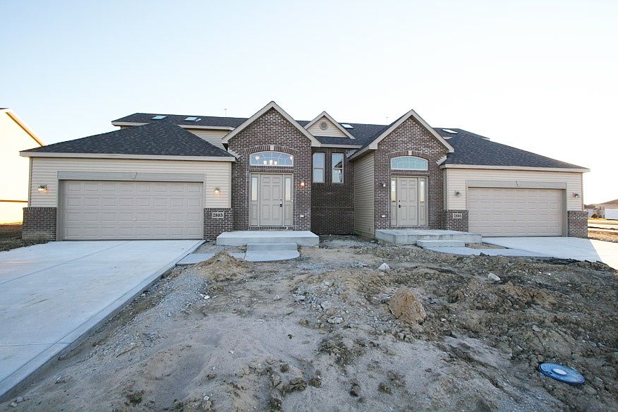1st image of 2883 W 83rd Ln