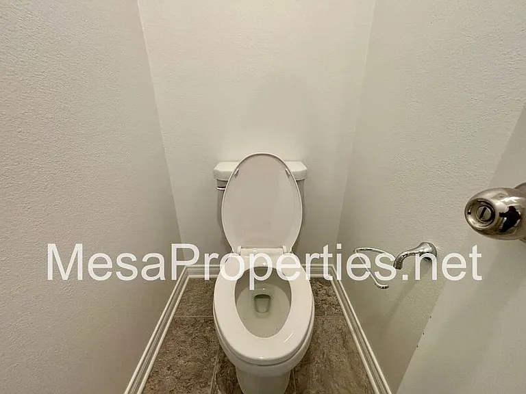 1221 Yeager Ave — Photo 16