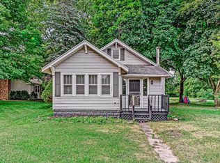 121 W Mishawaka Rd, Elkhart, IN 46517