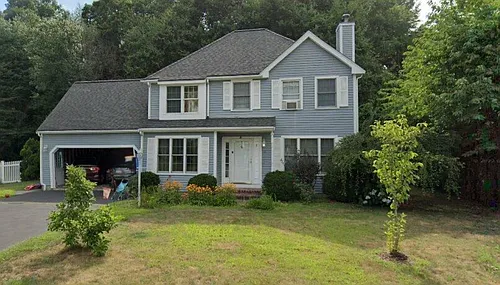 4 Nightingale Dr Photo 1