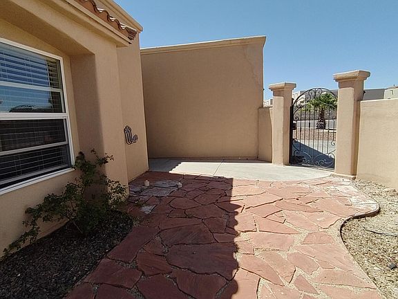 5th image of 4304 Calle Bonita Ln