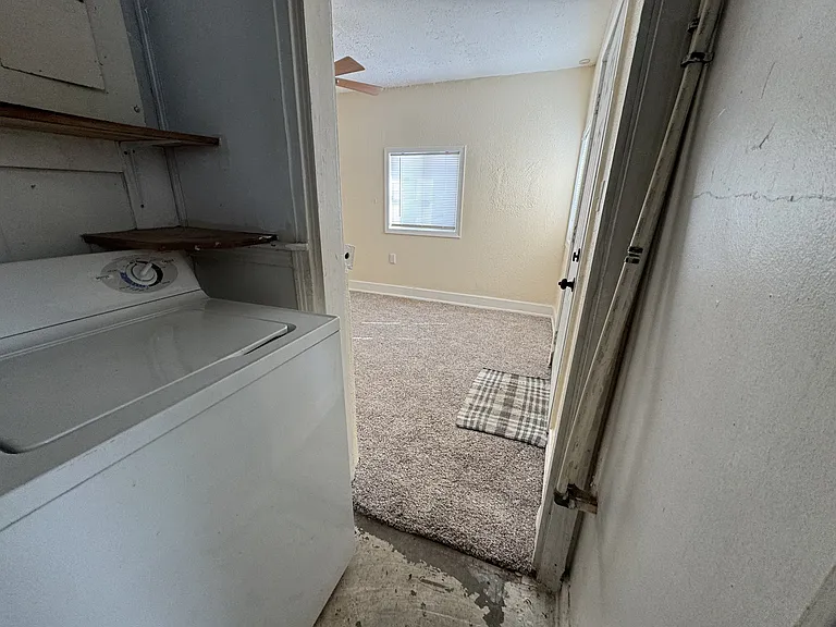 6729 Bellefontaine Ave — Photo 9