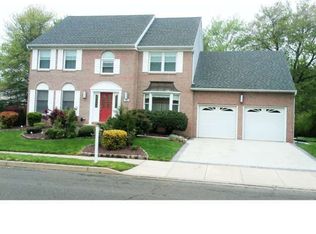 2233 Florence Ln, Bensalem, PA 19020