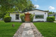 Shadwell Dr-S2509-041.jpg