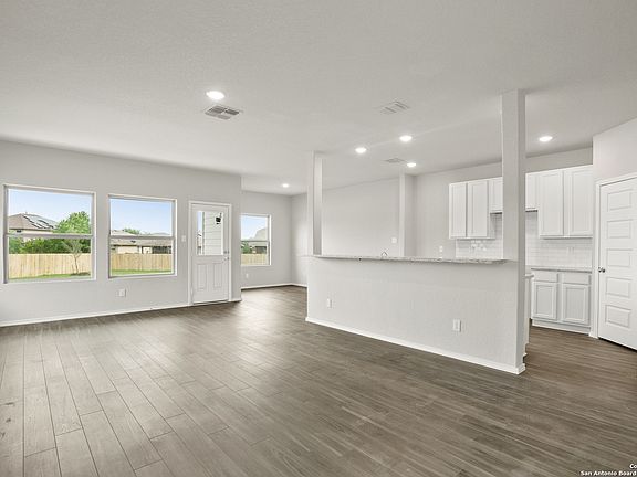 2nd image of 5166 Sandstone Way