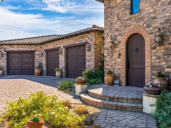 2265 Somerset Cir, Woodland, CA 95776